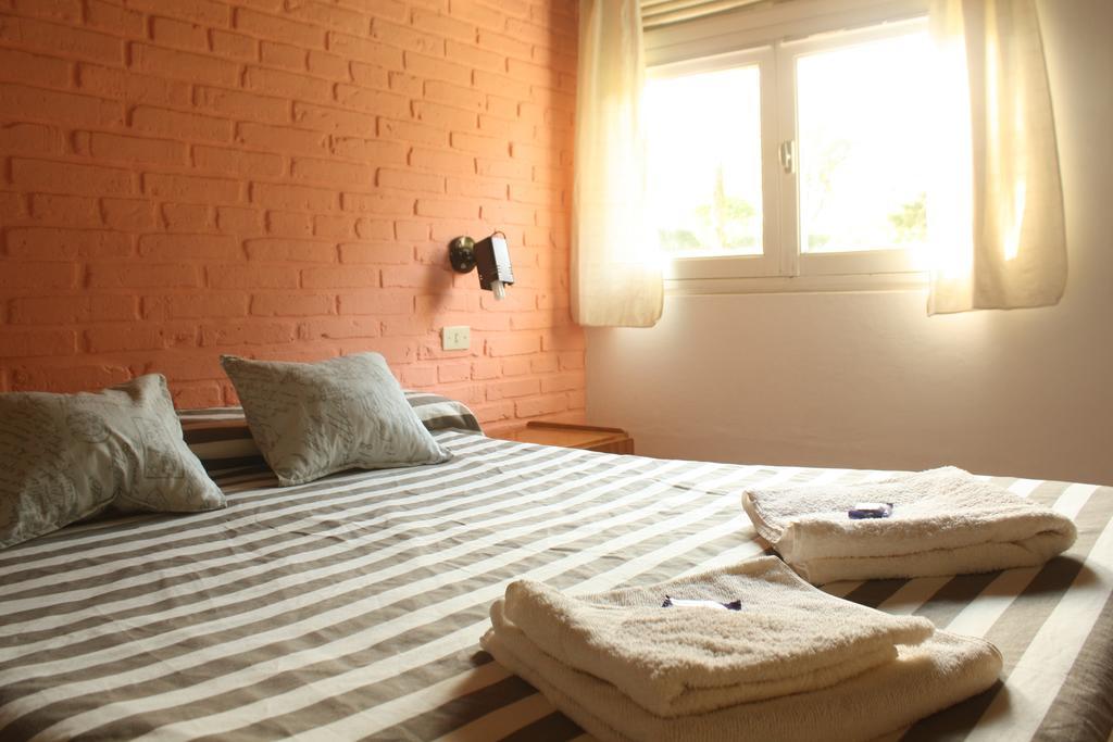 Sihostel San Ignacio (Misiones) Quarto foto